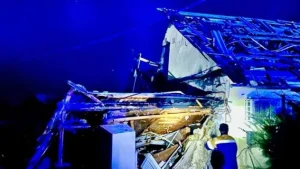 Вибухи у Дніпрі 9 вересня: горять склад і приватний будинок, врятовано трьох людей