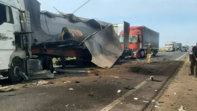 Обстріл автодороги на Одещині: пошкоджено машини, є п’ятеро поранених